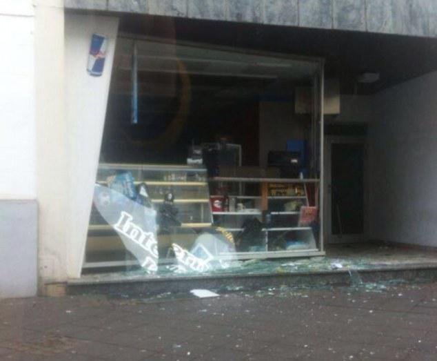 Εκρηξη βόμβας του Β' Παγκοσμίου πολέμου στη Γερμανία -Ενας νεκρός, οκτώ τραυματίες [εικόνες] | iefimerida.gr 1