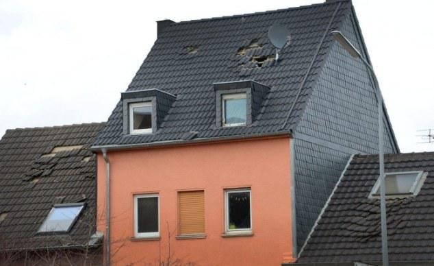 Εκρηξη βόμβας του Β' Παγκοσμίου πολέμου στη Γερμανία -Ενας νεκρός, οκτώ τραυματίες [εικόνες] | iefimerida.gr 2