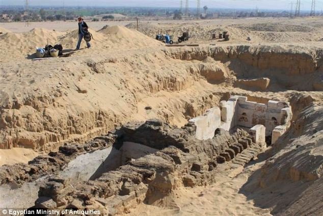 Αρχαιολόγοι αποκαλύπτουν έναν άγνωστο Φαραώ στην Αίγυπτο [εικόνες] | iefimerida.gr 4