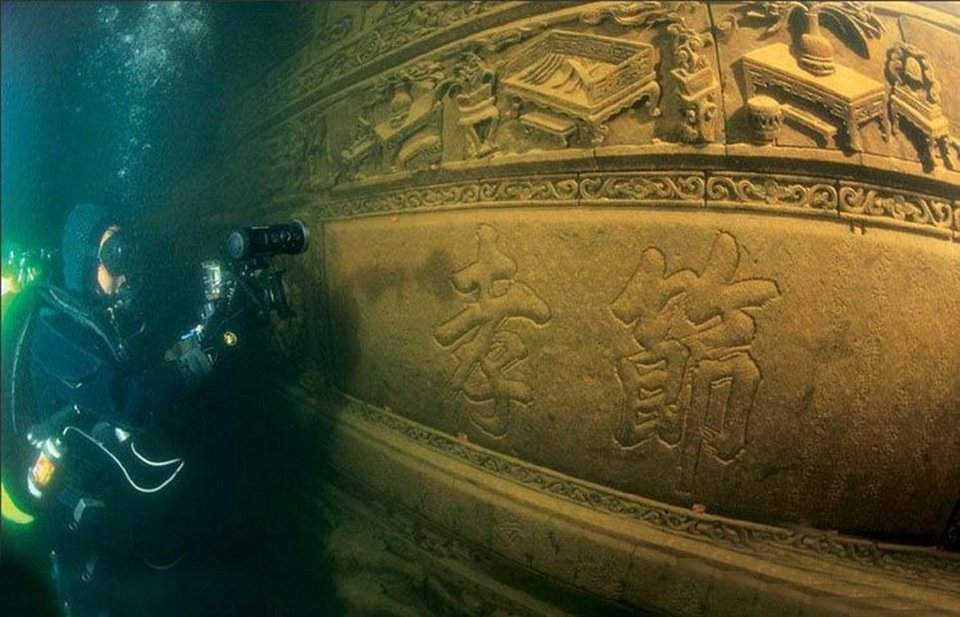 Η Ατλαντίδα της Κίνας -Μία ολόκληρη πόλη κάτω από το νερό [εικόνες] | iefimerida.gr 4
