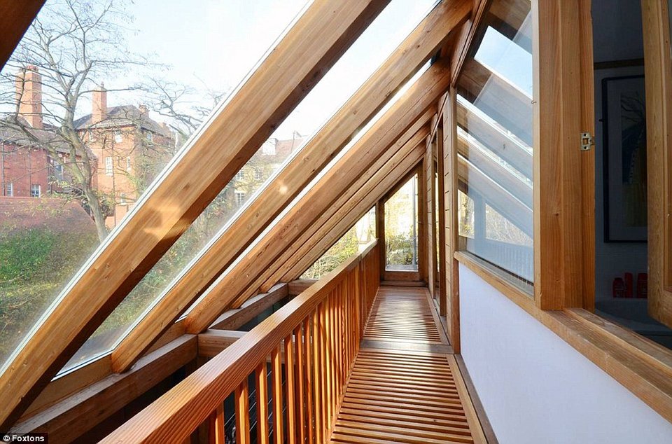 Υπερπολυτελής κατοικία μέσα σε ένα σκουπιδότοπο – Η πανέξυπνη ιδέα και το σπίτι που πωλείται για 1,6 εκατ. ευρώ [εικόνες] | iefimerida.gr 6