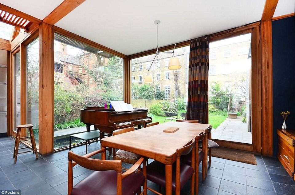 Υπερπολυτελής κατοικία μέσα σε ένα σκουπιδότοπο – Η πανέξυπνη ιδέα και το σπίτι που πωλείται για 1,6 εκατ. ευρώ [εικόνες] | iefimerida.gr 3