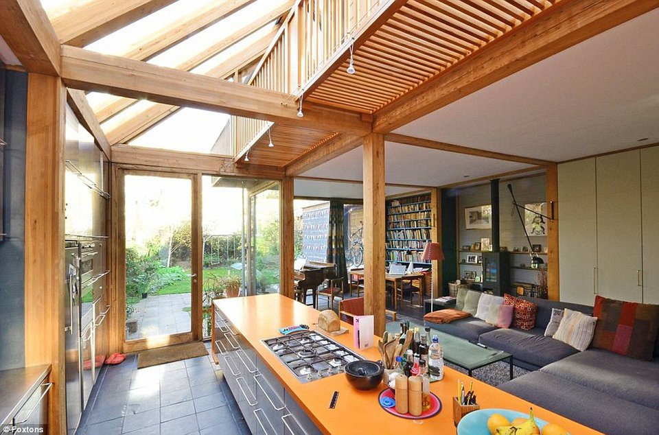 Υπερπολυτελής κατοικία μέσα σε ένα σκουπιδότοπο – Η πανέξυπνη ιδέα και το σπίτι που πωλείται για 1,6 εκατ. ευρώ [εικόνες] | iefimerida.gr 5