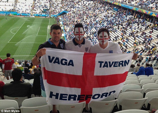 Αν ήμουν πλούσιος: Ενας 27χρονος Βρετανός κέρδισε στο Λόττο, παράτησε τη δουλειά του στο εργοστάσιο και άρχισε να ζει χλιδάτα και ονειρεμένα [εικόνες]  | iefimerida.gr 4