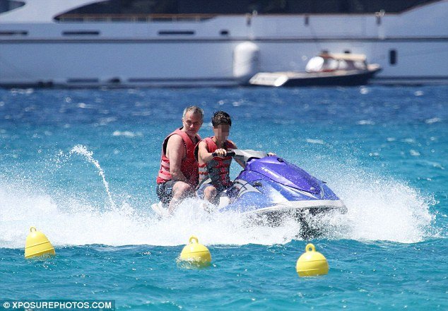 Guardian: Η Μύκονος αναδεικνύεται σε παγκόσμια βασίλισσα του καλοκαιριού -Εγινε ξανά το αγαπημένο νησί των σταρ [εικόνες] | iefimerida.gr 2