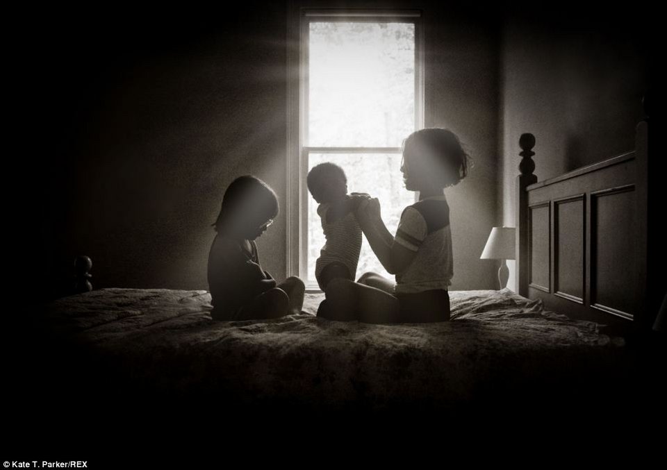 Το συγκλονιστικό άλμπουμ μιας υιοθεσίας -Καρέ καρέ το πώς ένα μωρό γίνεται μέλος της νέας του οικογένειας [εικόνες] | iefimerida.gr 9