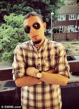 Κατάβαση στην κόλαση: Πώς ο «Τζιχάντι Τζον» από φιλόδοξος ράπερ, έγινε στυγνός εκτελεστής [εικόνες] | iefimerida.gr 11