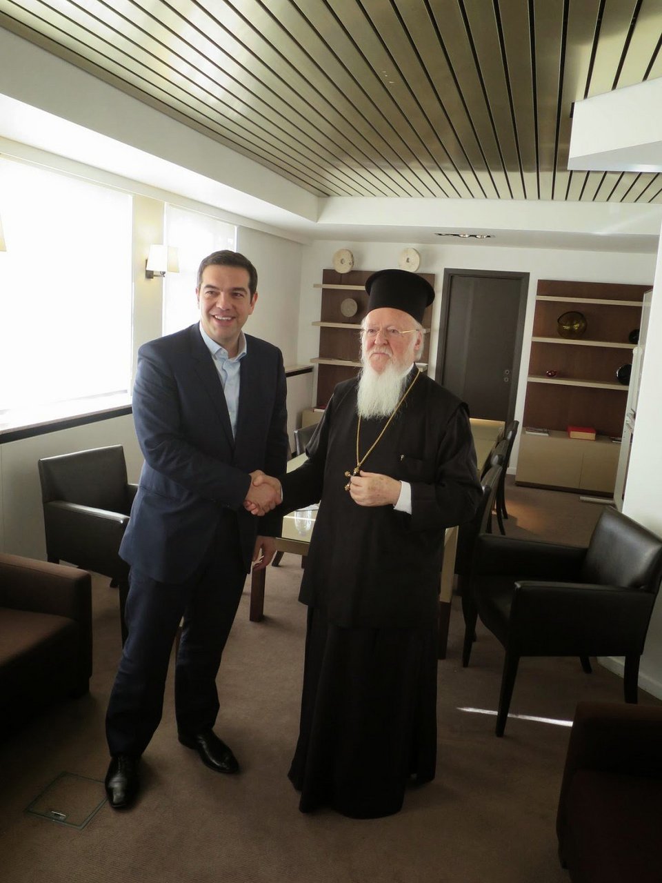 Συνάντηση Τσίπρα – Βαρθολομαίου στις Βρυξέλλες [εικόνες] | iefimerida.gr 1