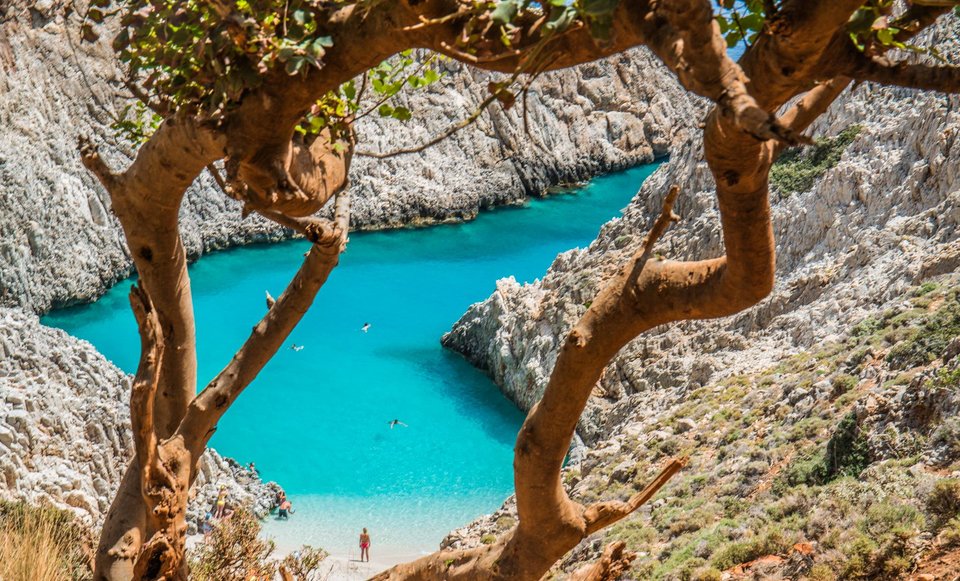 Λονδρέζοι επισκέφθηκαν την Κρήτη, την ερωτεύτηκαν και τώρα την διαφημίζουν [βίντεο] | iefimerida.gr 2