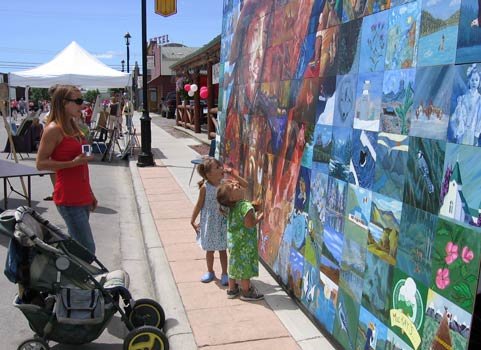 Καλλιτέχνες ενώνουν τις ικανότητές τους σε ένα διαδραστικό μωσαϊκό [εικόνες] | iefimerida.gr 3
