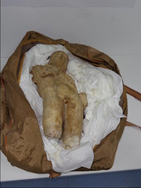 Συνέλαβαν αρχιφύλακα του Τμήματος Αρχαιοκαπηλίας για... αρχαιοκαπηλία -Στο 1 εκατ. ευρώ η «λεία» [εικόνες] | iefimerida.gr 1