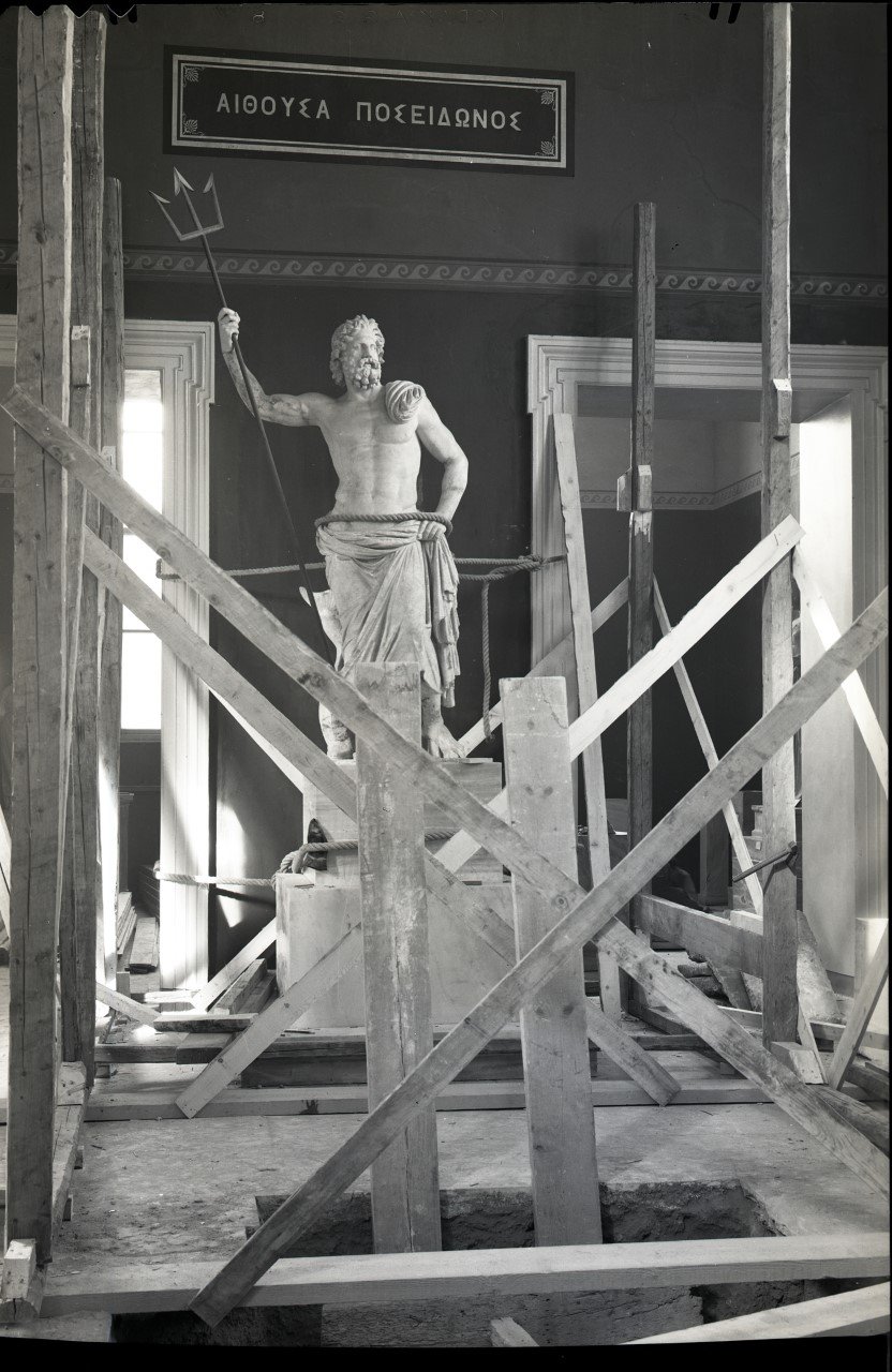 Ιστορικές φωτογραφίες Μουσείων στην Κατοχή -Οταν έκρυβαν αρχαιότητες στα υπόγεια [εικόνες] | iefimerida.gr 1