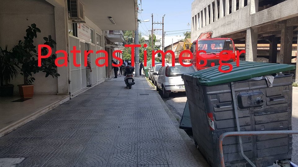 Πάτρα: Επεσε από το μπαλκόνι ο πρώην αρχηγός της Πυροσβεστικής [εικόνες] | iefimerida.gr 3