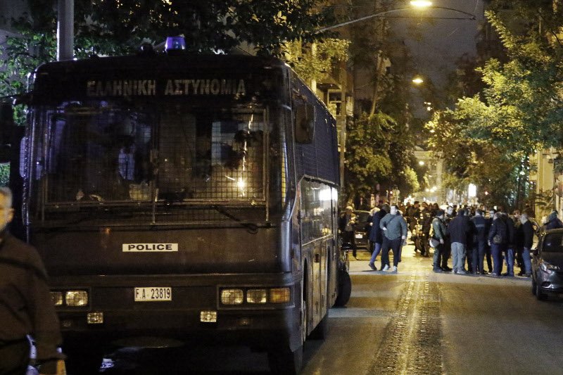 Πυροβολισμοί στη Χ.Τρικούπη: Οι επιθέσεις καρμπόν, ποια οργάνωση βλέπουν πίσω από το χτύπημα | iefimerida.gr 0