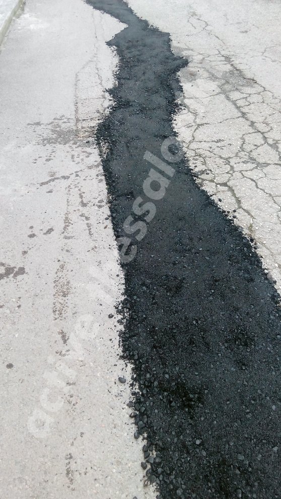 Αλλη μια viral ασφαλτόστρωση -Αυτή τη φορά στην Καλαμαριά [εικόνες] | iefimerida.gr 1