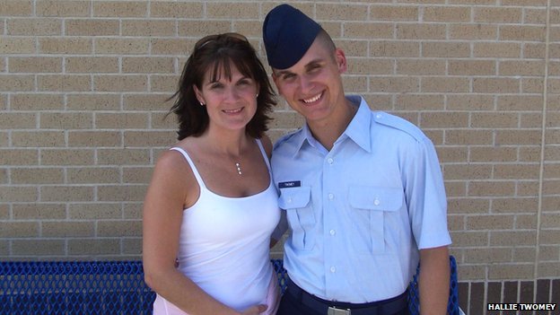 Το μετά θάνατον ταξίδι ενός 20χρονου -Η τέφρα του έχει σκορπιστεί σε 100 χώρες [εικόνες] | iefimerida.gr 11