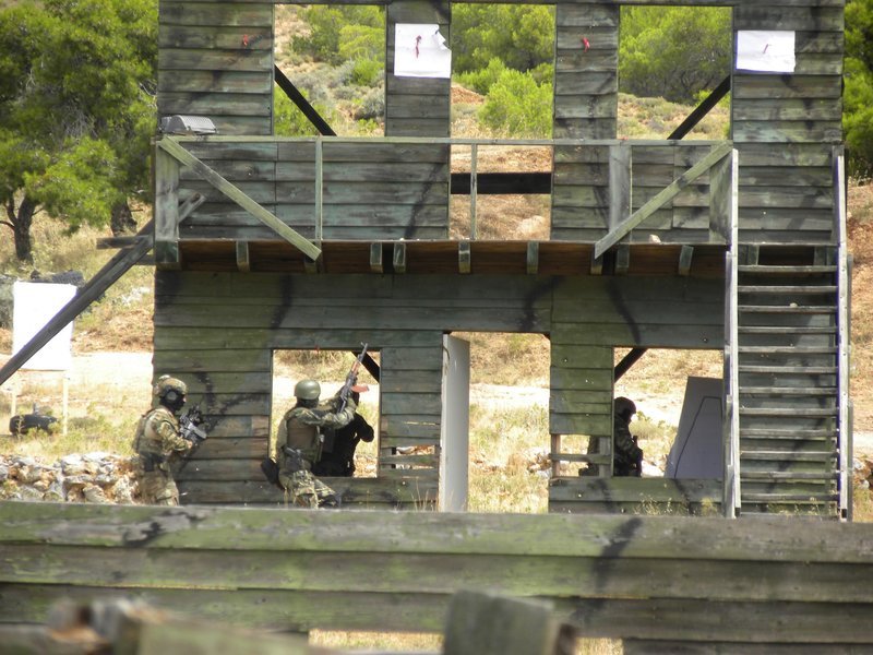 Οι ειδικές δυνάμεις σε δράση -Βολές μάχης και αντιμετώπιση ασύμμετρης απειλής [εικόνες] | iefimerida.gr 9