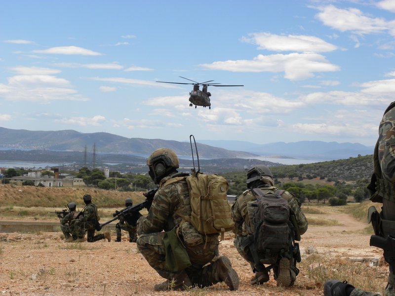 Οι ειδικές δυνάμεις σε δράση -Βολές μάχης και αντιμετώπιση ασύμμετρης απειλής [εικόνες] | iefimerida.gr 1