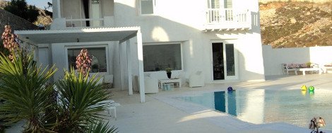 Αυτή είναι η πολυτελής βίλα του Μιχάλη Ασλάνη στη Μύκονο, που ρημάζει [εικόνες] | iefimerida.gr 1