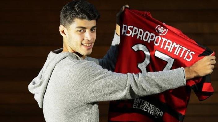 Συμπαίκτης με τον Ασπροποταμίτη ο Μπολτ -Πρόταση από ομάδα της Αυστραλίας [εικόνα] | iefimerida.gr 0