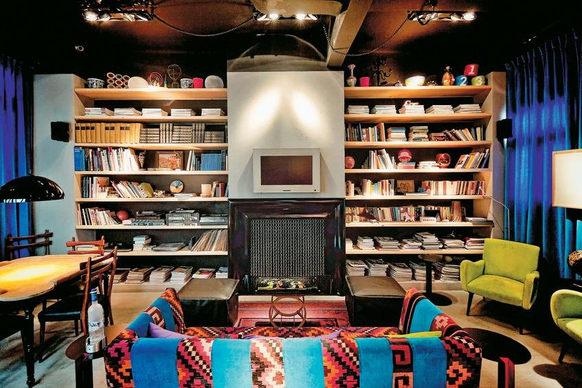 Αποκλειστικό: Ο Valentino «ψηφίζει» Αθήνα - Ηρθε για να δείξει ότι είναι ασφαλής και όμορφος προορισμός [εικόνες] | iefimerida.gr 9