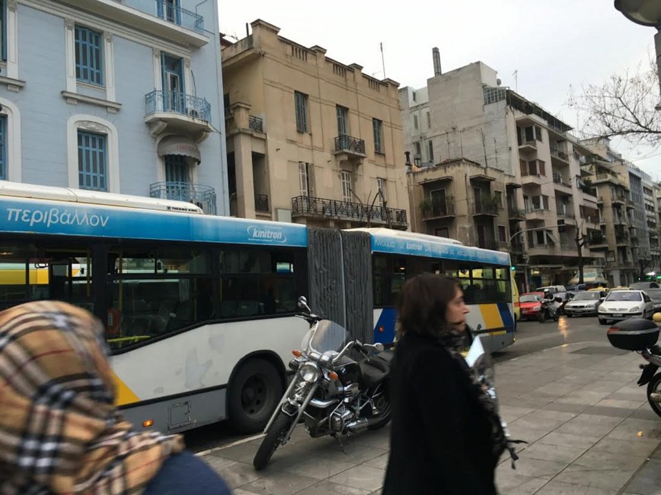 Εκτακτα δρομολόγια για τους πρόσφυγες από Βικτώρια στο Ελληνικό | iefimerida.gr 3