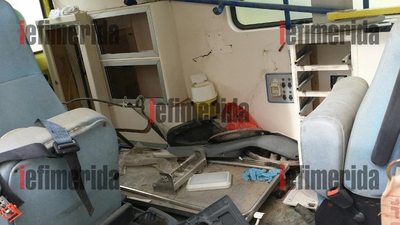 Σαπίζουν περιμένοντας τα ανταλλακτικά: Παροπλισμένα πάνω από 50 ασθενοφόρα του ΕΚΑΒ στην Αττική -Απίστευτες εικόνες  | iefimerida.gr 3