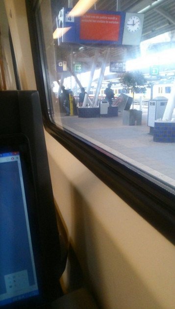 Τρεις συλλήψεις μετά το τρομοκρατικό χτύπημα -2  στις Βρυξέλλες, μία στην Ολλανδία [εικόνες] | iefimerida.gr 1