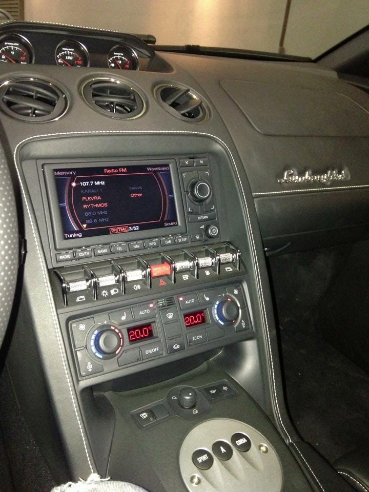 Υπόθεση Καλλίτση: Το Facebook πρόδωσε τον αστυνομικό -Χλιδάτη ζωή, γιοτ, γρήγορα αμάξια [εικόνες] | iefimerida.gr 1