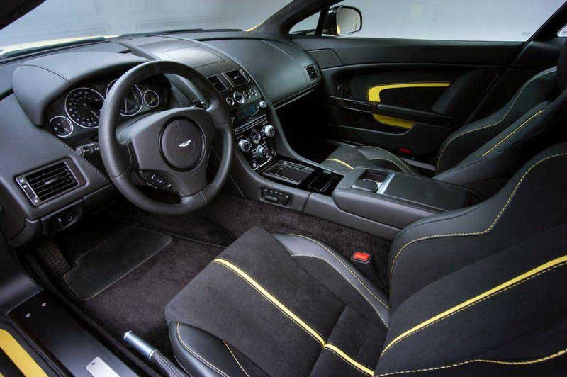 Aston Martin V12 Vantage S: Η πιο γρήγορη Aston στον αιώνα ύπαρξης της μάρκας | iefimerida.gr 2