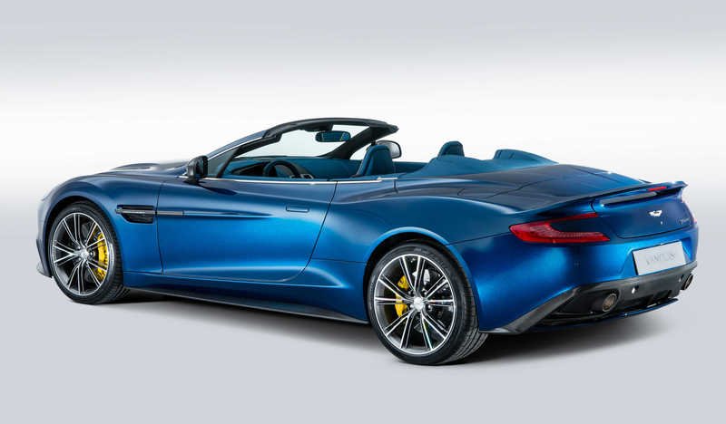 Aston Martin Vanquish Volante: Κούκλα και φουλ στο ανθρακόνημα | iefimerida.gr 1