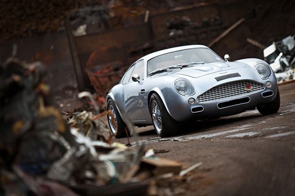 Η απίστευτα «σέξυ» Aston Martin DB4 GT Zagato [εικόνες & βίντεο] | iefimerida.gr 1
