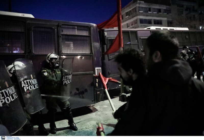 Οργή συνδικαλιστών της ΕΛ.ΑΣ.: Αμέτρητοι αστυνομικοί σε συνέδριο ΣΥΡΙΖΑ | iefimerida.gr 3