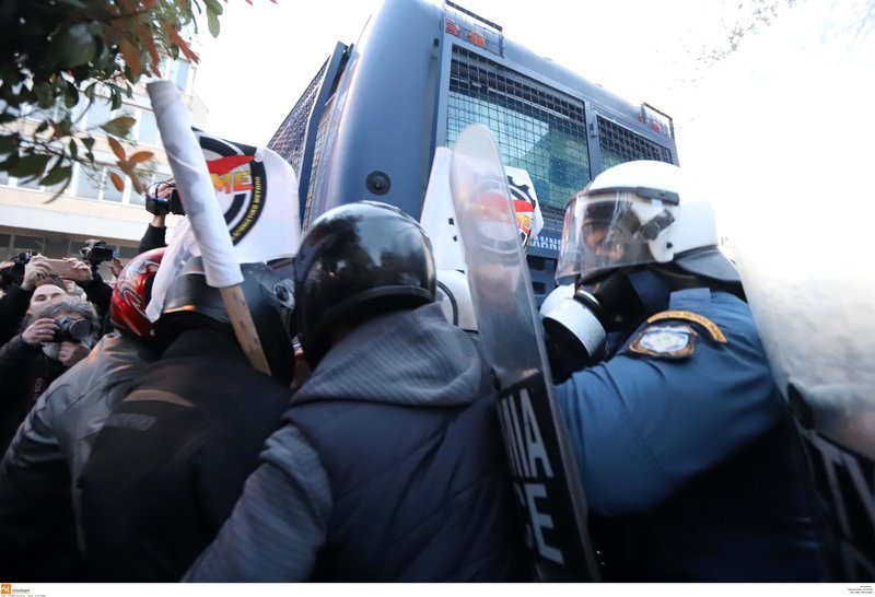Οργή συνδικαλιστών της ΕΛ.ΑΣ.: Αμέτρητοι αστυνομικοί σε συνέδριο ΣΥΡΙΖΑ | iefimerida.gr 0