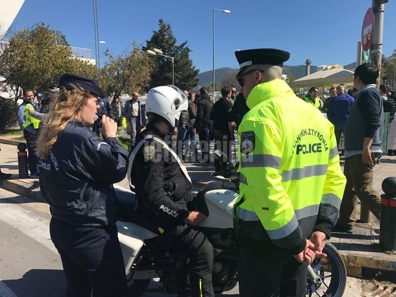 Οι αστυνομικοί έξω από το υπ. Προστασίας του Πολίτη -«Βαρεθήκαμε τις υποσχέσεις», φωνάζουν | iefimerida.gr 3