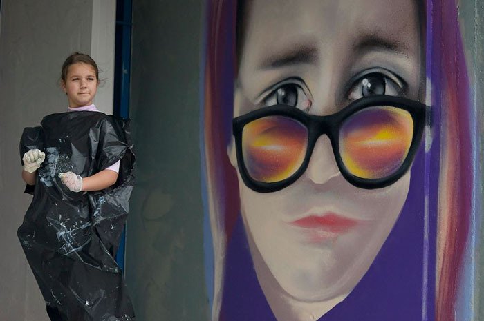 Το σχολείο στον Κολωνό που μεταμόρφωσαν οι atenistas αλλάζοντας όψη σε ολόκληρη τη γειτονιά [εικόνες] | iefimerida.gr 1