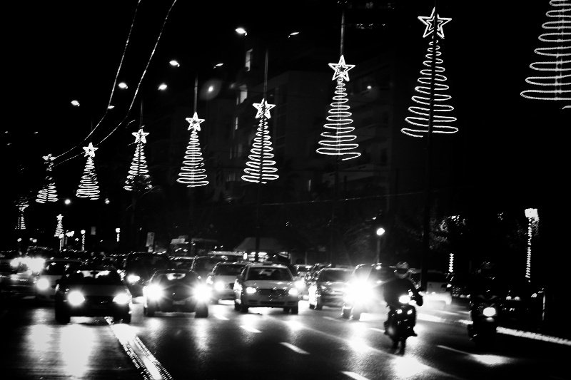 Η Αθήνα φόρεσε τα γιορτινά της -Στολίστηκε χριστουγεννιάτικα η πρωτεύουσα [εικόνες] | iefimerida.gr 3