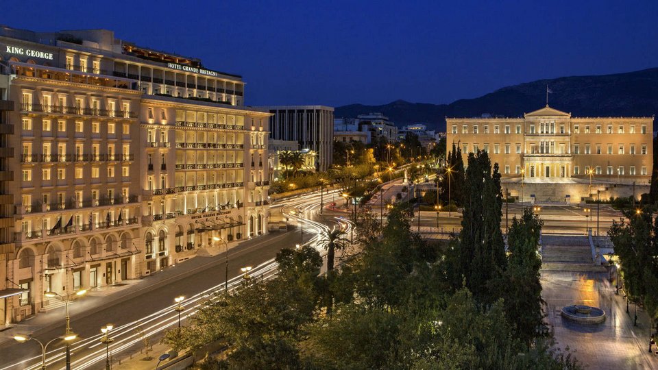 Πολυτέλεια σε προσιτή τιμή -Οι τιμές στα 5άστερα της Αθήνας που την έβαλαν στο Τop-10 τουριστών | iefimerida.gr 1