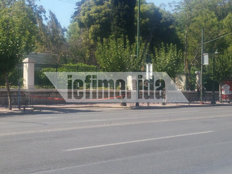 Αδειασε η Αθήνα για την επίσκεψη Μακρόν -Ούτε περαστικοί στο δρόμο | iefimerida.gr 1