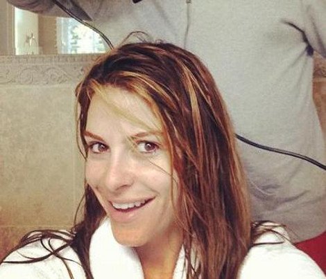 Η Μαρία Μενούνος μας βάζει στο μπάνιο της: Ποζάρει με τα νερά να στάζουν ενώ μόλις έχει βγει από την μπανιέρα [εικόνα] | iefimerida.gr 0