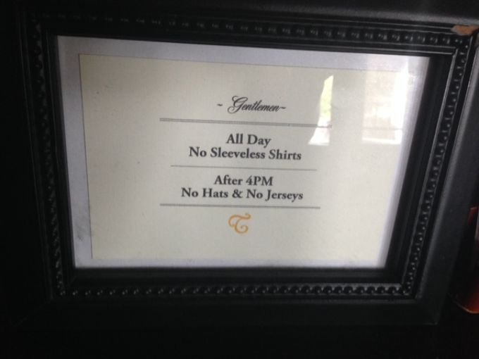 Αδιανόητο: Πέταξαν έξω από εστιατόριο 4χρονο αγοράκι επειδή φορούσε αμάνικο μπλουζάκι! [εικόνες] | iefimerida.gr 2