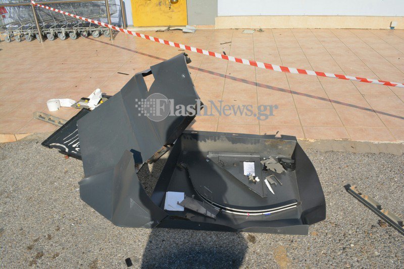 Οι δύο δράστες αναζητούνται