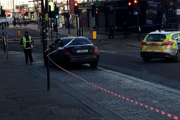 Συναγερμός στο Λονδίνο: Ανατίναξαν ΑΤΜ στο Camden Market [εικόνες] | iefimerida.gr 0