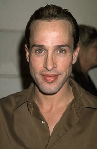 Επτά διάσημοι που άλλαξαν φύλο -Αθλητές, σκηνοθέτες, παιδιά επωνύμων [εικόνες] | iefimerida.gr 11