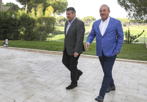 Συνάντηση Γκάμπριελ-Τσαβούσογλου: Να προχωρήσουμε ξανά σε λογικές συνομιλίες [εικόνες] | iefimerida.gr 1