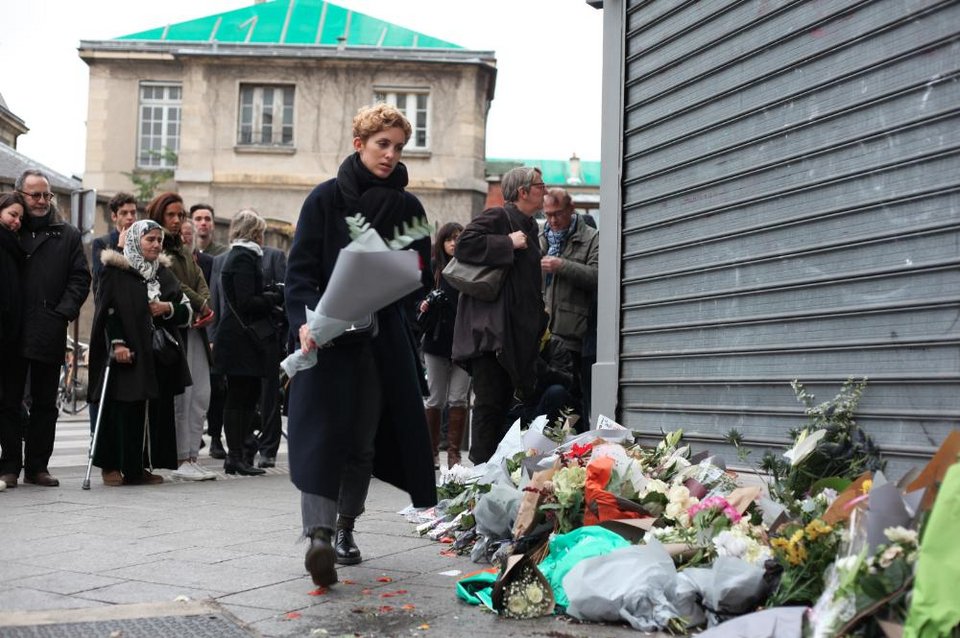 Βρήκαν κι άλλον καμικάζι του Παρισιού -Βέλγος, 25 ετών, με ταξίδια στη Συρία [εικόνες] | iefimerida.gr 4