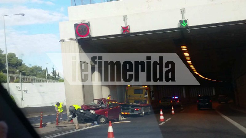 Νεκρή 24χρονη οδηγός από πρόσκρουση ΙΧ σε τοίχο σήραγγας στην Αττική Οδό [εικόνες & βίντεο] | iefimerida.gr 3
