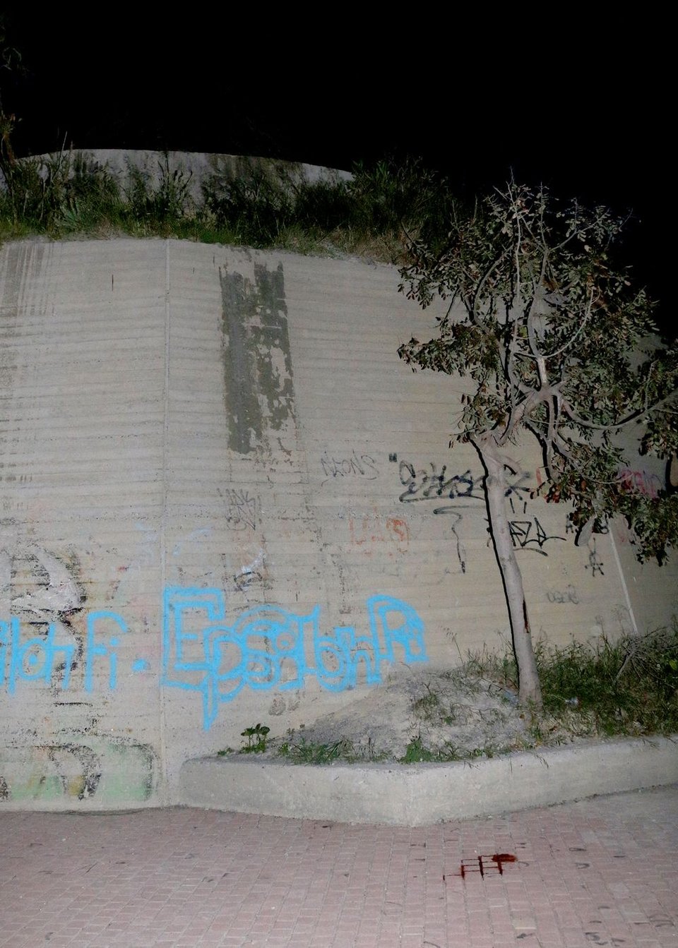 Ηράκλειο: Στην εντατική 15χρονος ποδοσφαιριστής μετά από πτώση από 4 μέτρα [εικόνες] | iefimerida.gr 4