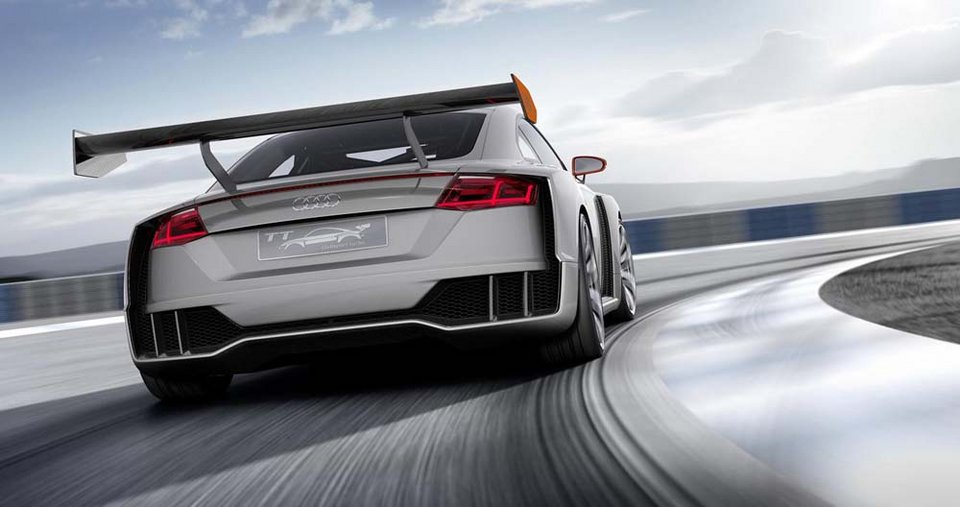 Το Audi TT Clubsport έχει 600 άλογα και ξεπερνά τα 300 χλμ./ ώρα | iefimerida.gr 3