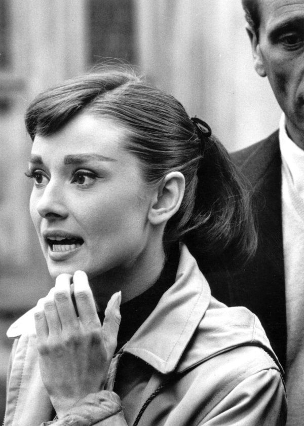 Οι αλογοουρές των σταρς -Από την Οντρεϊ και την Μπαρντό, στην Μίντλετον και την Μαντόνα [εικόνες] | iefimerida.gr 1